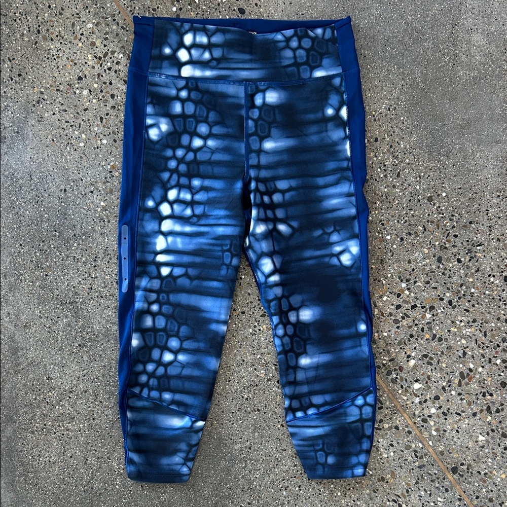 adidas supernova 3/4 tight pant blue white XS